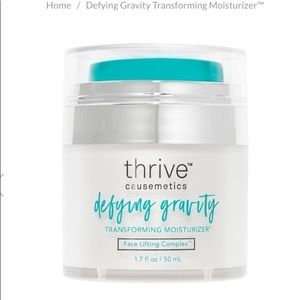 Defying Gravity Transforming Moisturizer™
